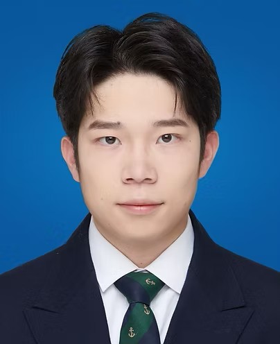 Yunfan Hu headshot